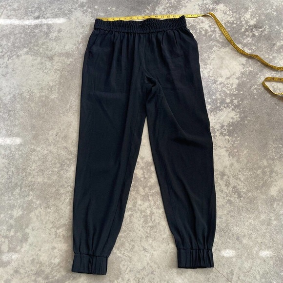 Emerson Thorpe Silk Blend Black Jogger Pants Womens Size Medium Lightweight - Picture 1 of 10